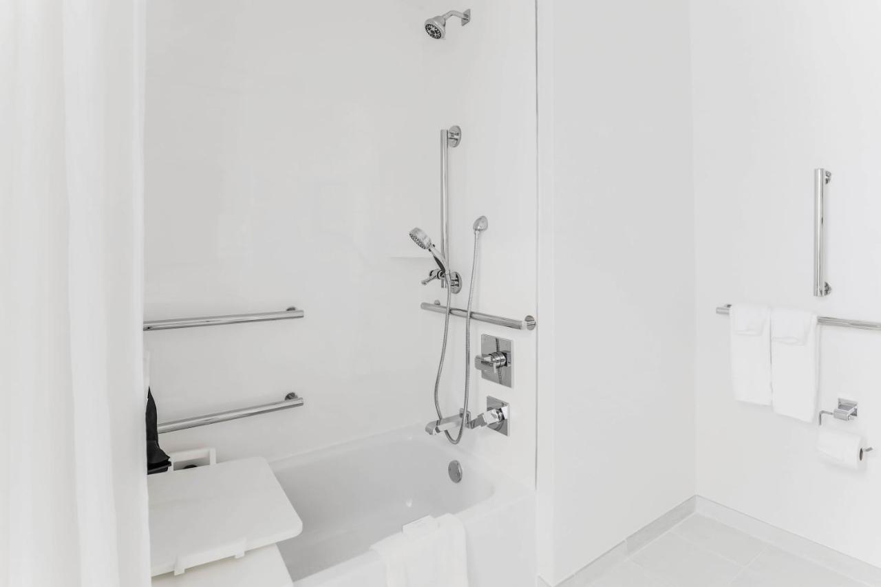 Hampton Washington Dc Hotel 3*