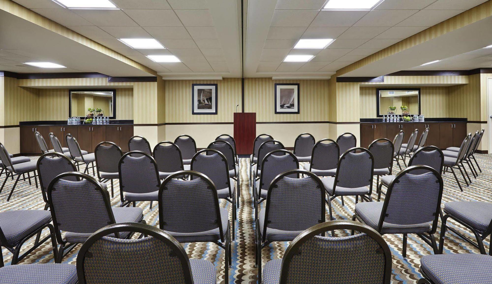 Hampton Washington Dc Hotel 3*